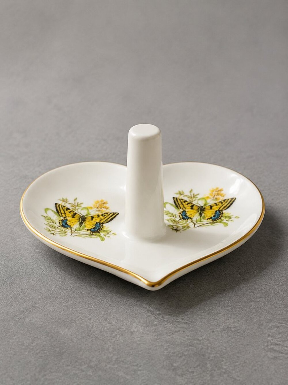 Vintage Heart Shaped Butterfly Ring Holder Porcelain Japan Trinket Dish 4"x3.5"